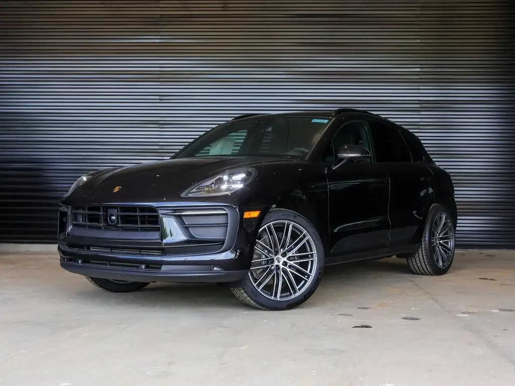 2026 Porsche Macan - Image 1