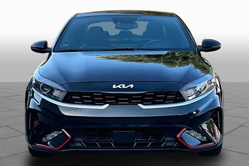 2022 Kia Forte - Image 2