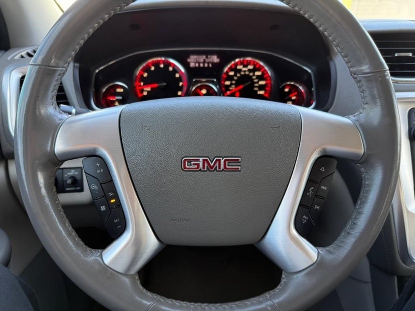 2017 GMC Acadia - Image 3