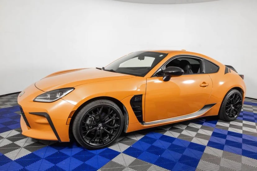 2023 Toyota GR86 - Image 1