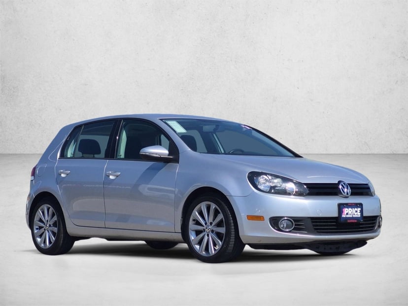 2014 Volkswagen Golf - Image 1
