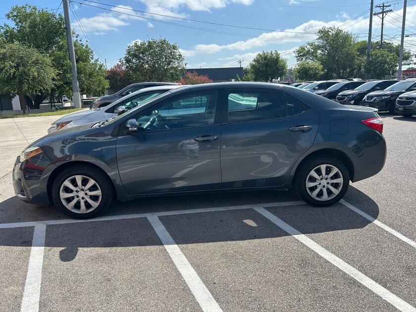 2015 Toyota Corolla - Image 2