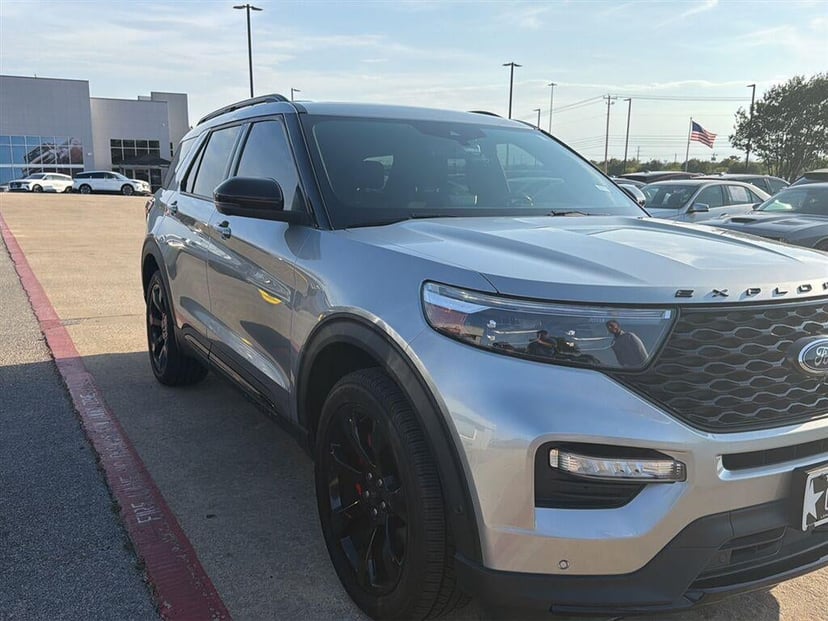2020 Ford Explorer - Image 1