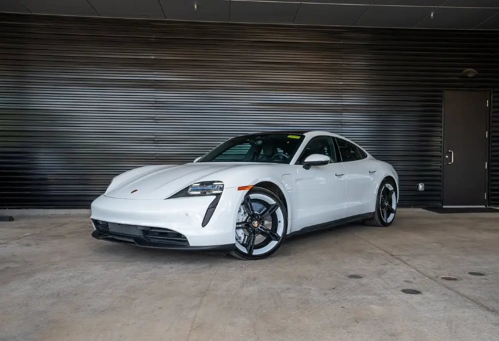 2023 Porsche Taycan - Image 1