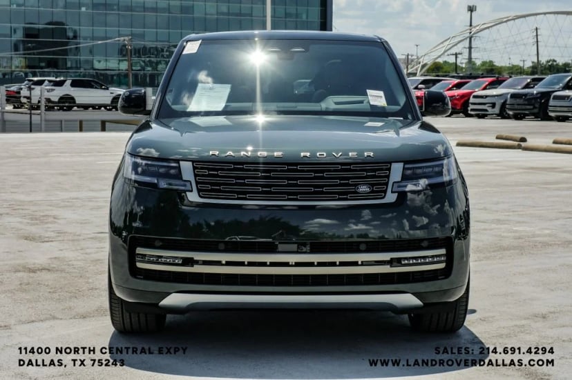 2027 Land Rover Range Rover - Image 2