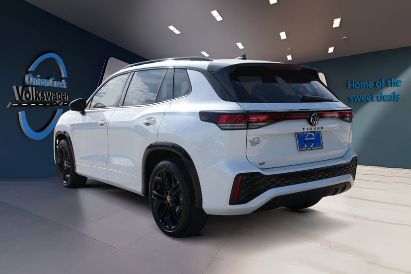 2026 Volkswagen Tiguan - Image 3