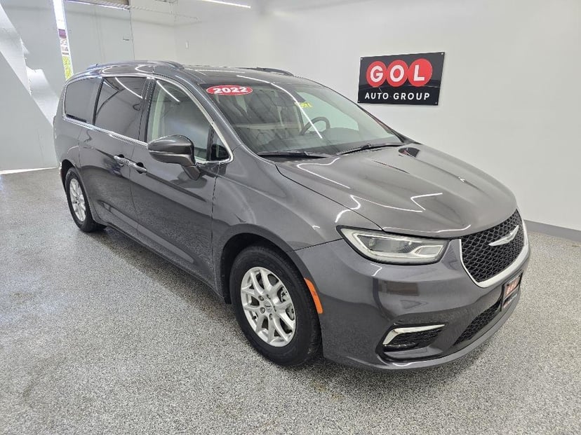2022 Chrysler Pacifica - Image 1
