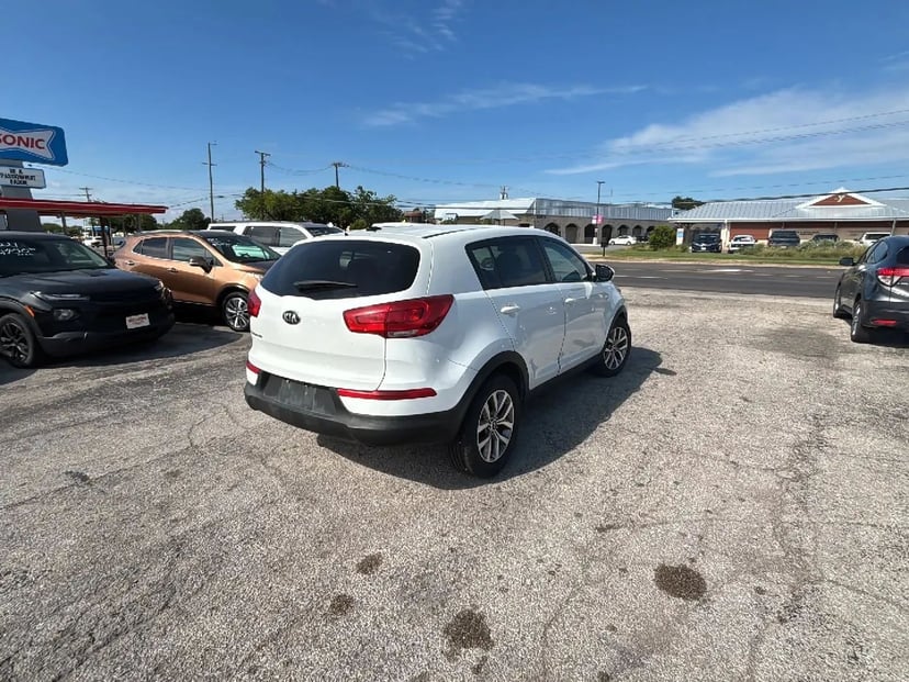 2016 Kia Sportage - Image 2