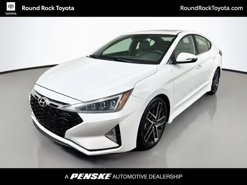 2019 Hyundai Elantra - Image 1