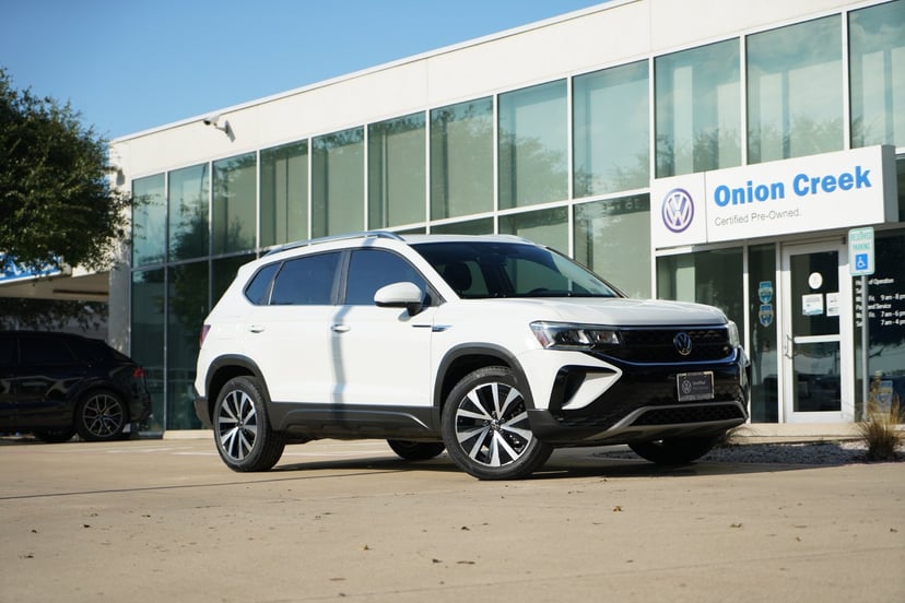 2024 Volkswagen Taos - Image 1