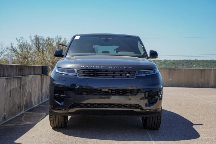 2026 Land Rover Range Rover Sport - Image 3
