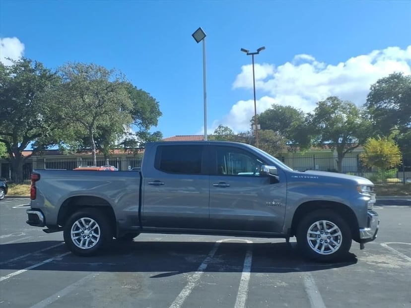 2021 Chevrolet Silverado 1500 - Image 2