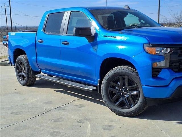 2026 Chevrolet Silverado 1500 - Image 2