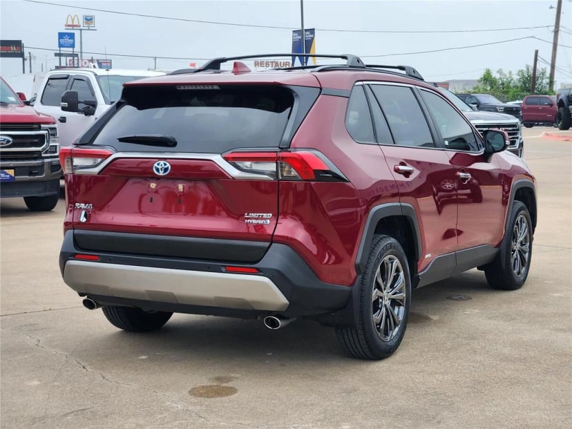 2024 Toyota RAV4 - Image 2