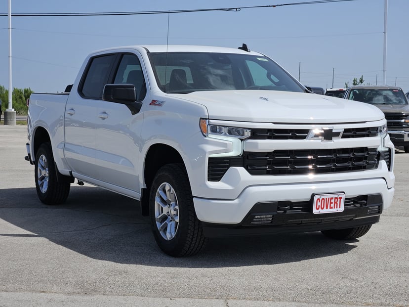 2026 Chevrolet Silverado - Image 2