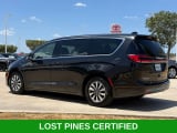 2023 Chrysler Pacifica - Preview 3