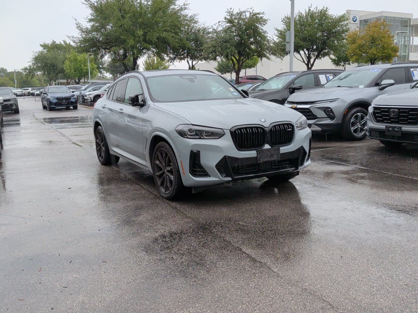 2024 BMW X4 - Image 1