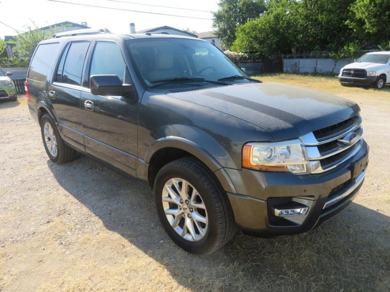 2017 Ford Expedition - Image 1
