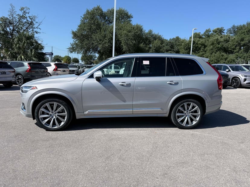 2023 Volvo XC90 - Image 2