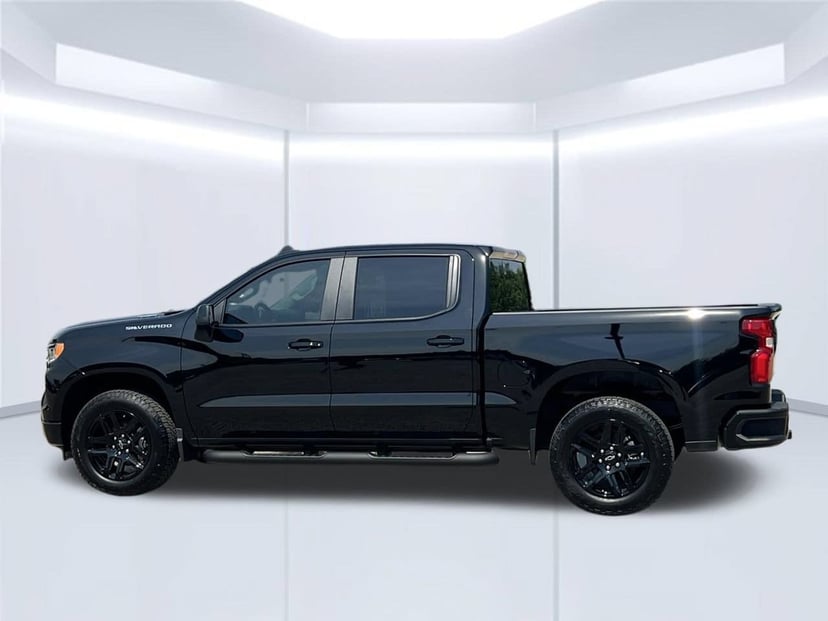 2026 Chevrolet Silverado 1500 - Image 1