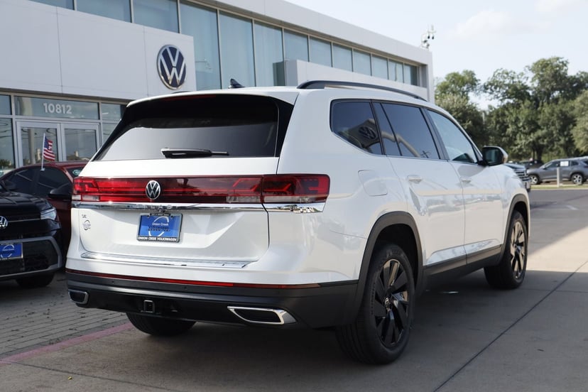 2026 Volkswagen Atlas - Image 3