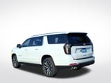 2027 Chevrolet Suburban - Preview 5