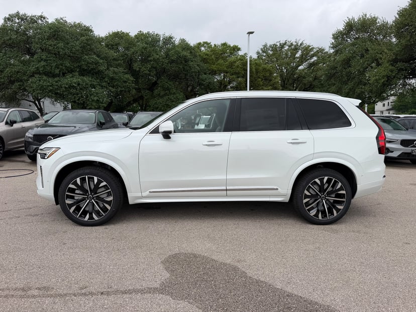 2026 Volvo XC90 - Image 2