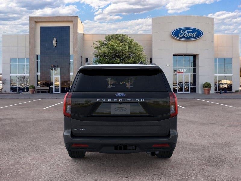 2026 Ford Expedition - Image 3