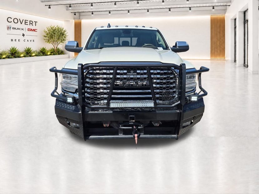 2022 Ram 2500 - Image 3