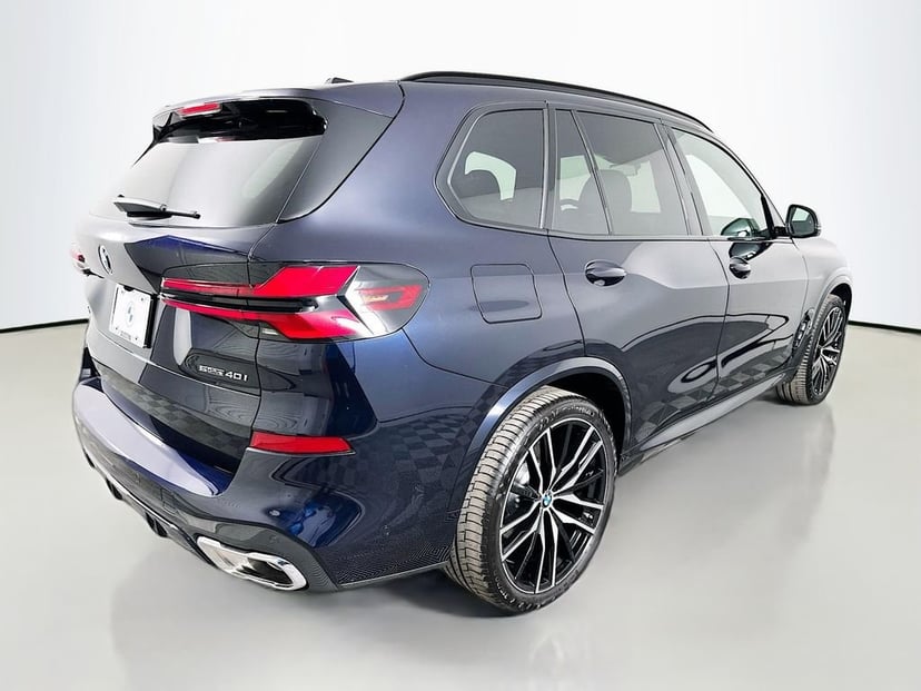 2026 BMW X5 - Image 3
