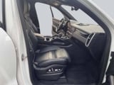 2019 Porsche Cayenne - Preview 12