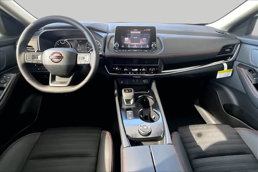 2026 Nissan Rogue - Image 3