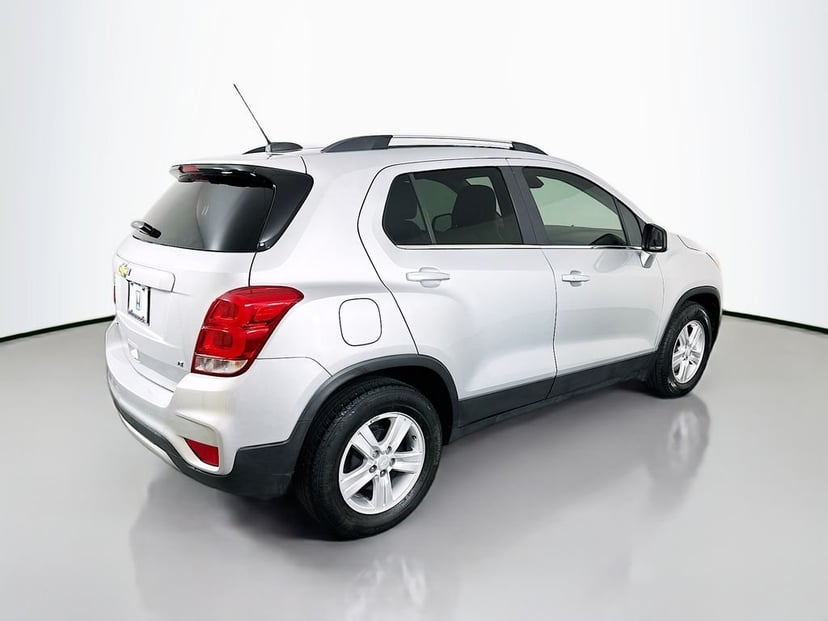 2020 Chevrolet Trax - Image 3
