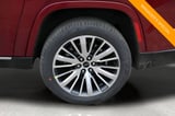 2025 Jeep Wagoneer L - Preview 10