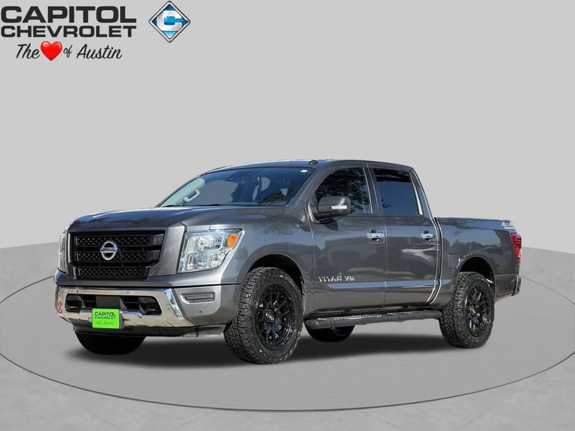 2020 Nissan Titan - Image 2