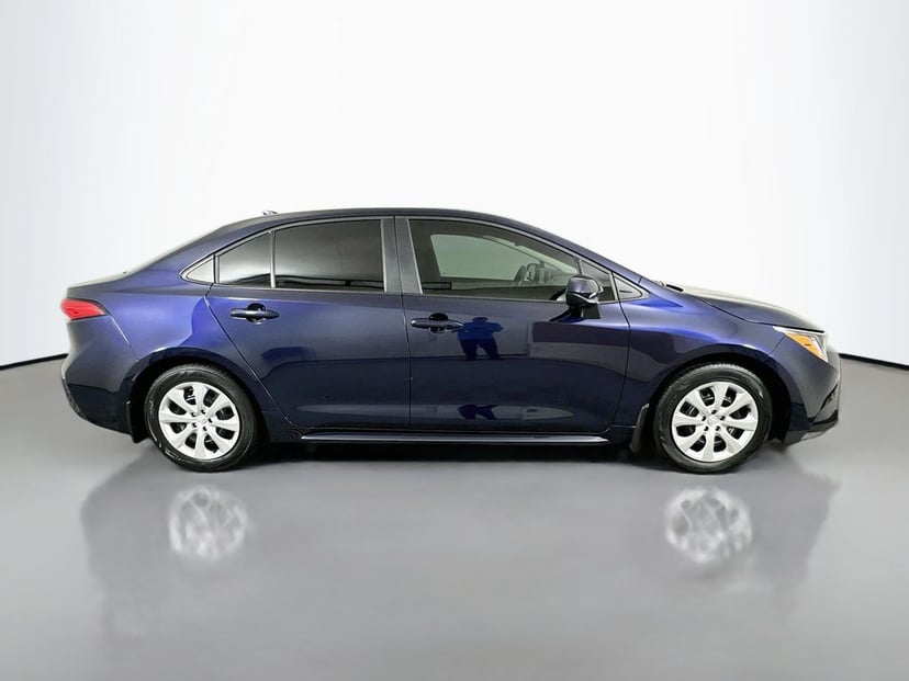 2025 Toyota Corolla - Image 2