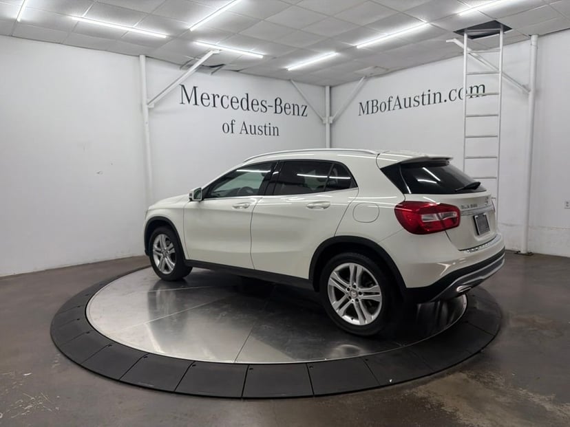 2015 Mercedes-Benz GLA-Class - Image 2