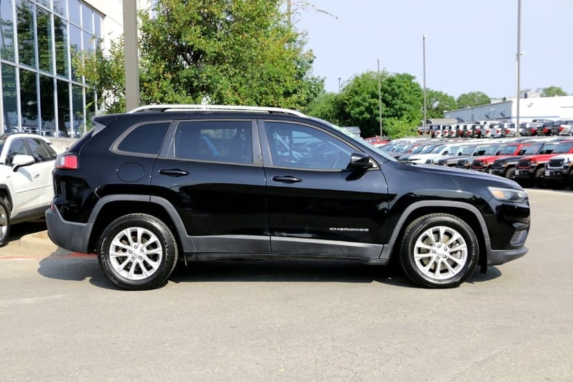 2020 Jeep Cherokee - Image 1