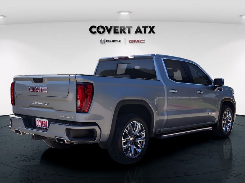 2023 GMC Sierra - Image 3