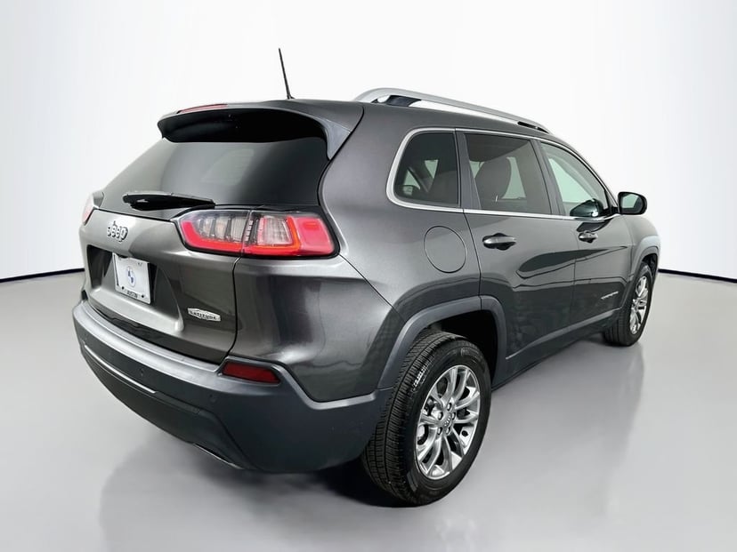 2019 Jeep Cherokee - Image 3