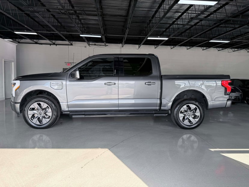 2023 Ford F-150 Lightning - Image 2