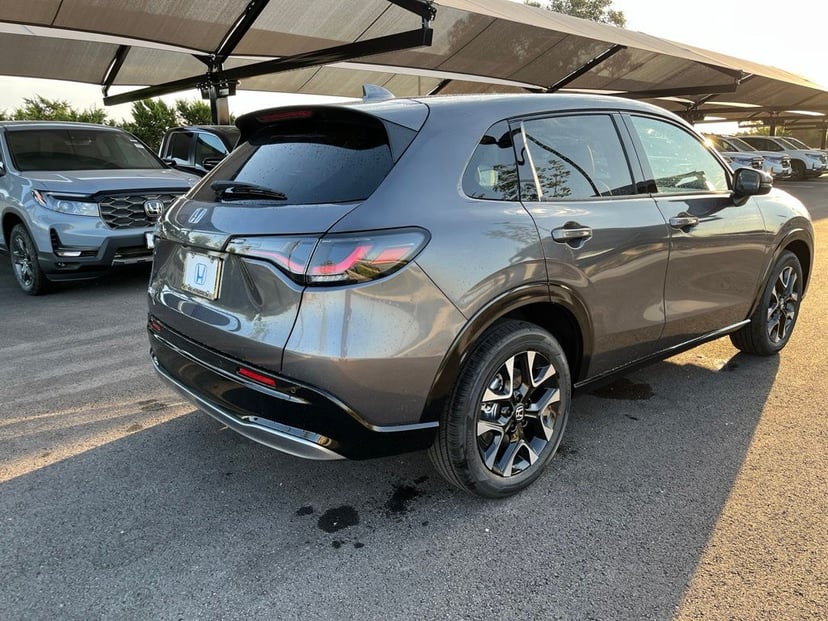 2027 Honda HR-V - Image 3