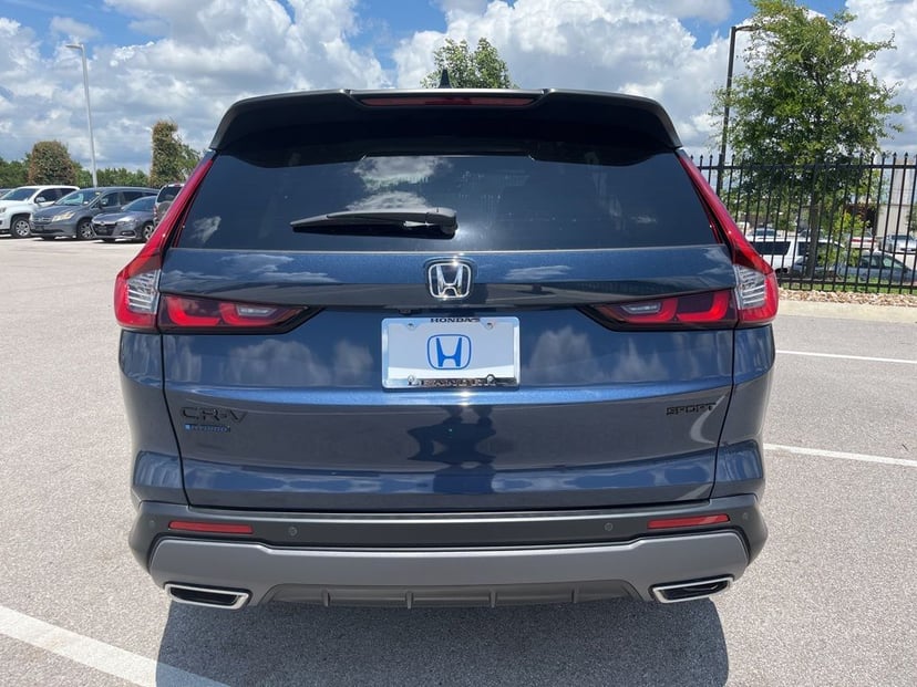 2026 Honda CR-V - Image 3