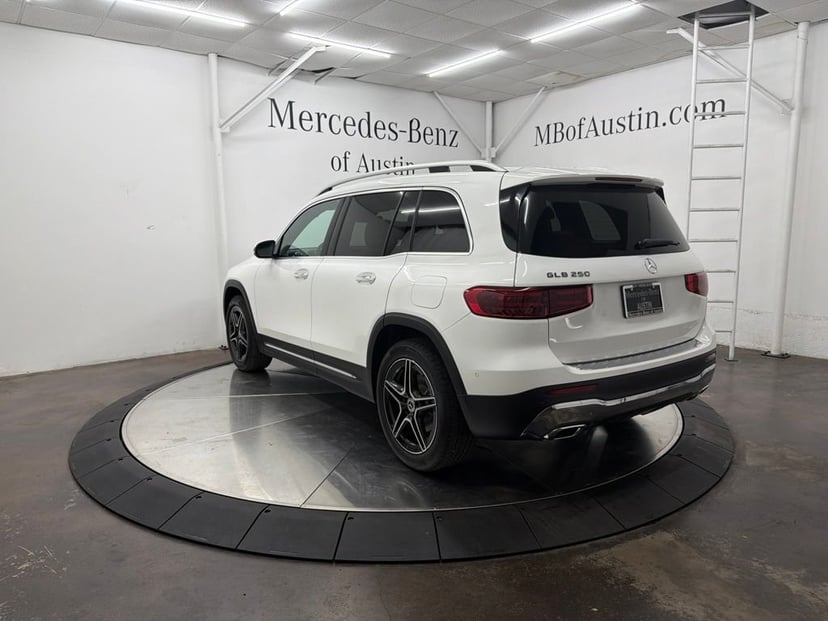 2026 Mercedes-Benz GLB-Class - Image 2