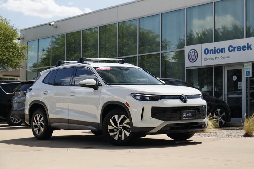 2025 Volkswagen Tiguan - Image 1