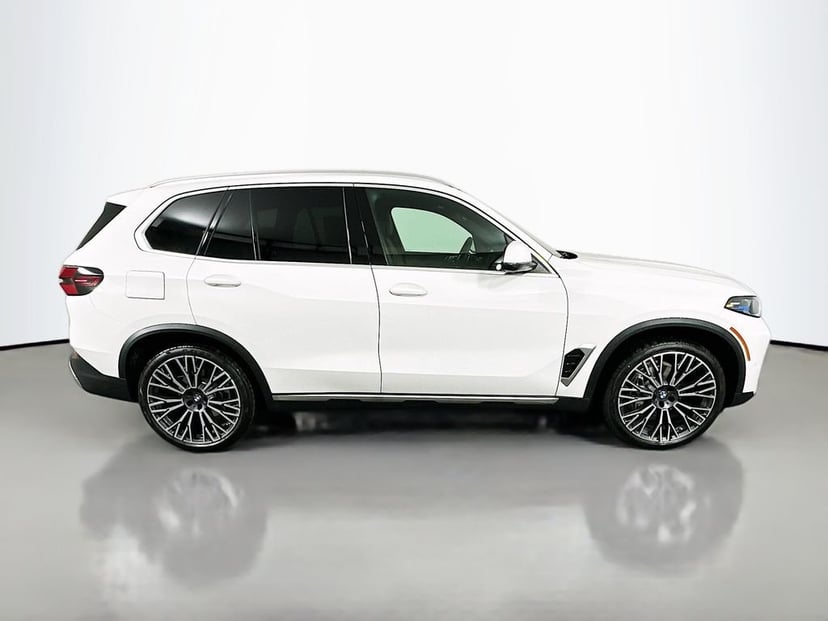 2026 BMW X5 - Image 3