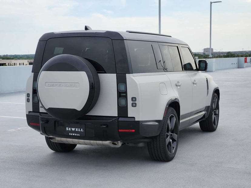 2026 Land Rover Defender - Image 3