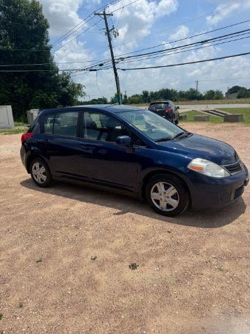 2012 Nissan Versa - Image 1