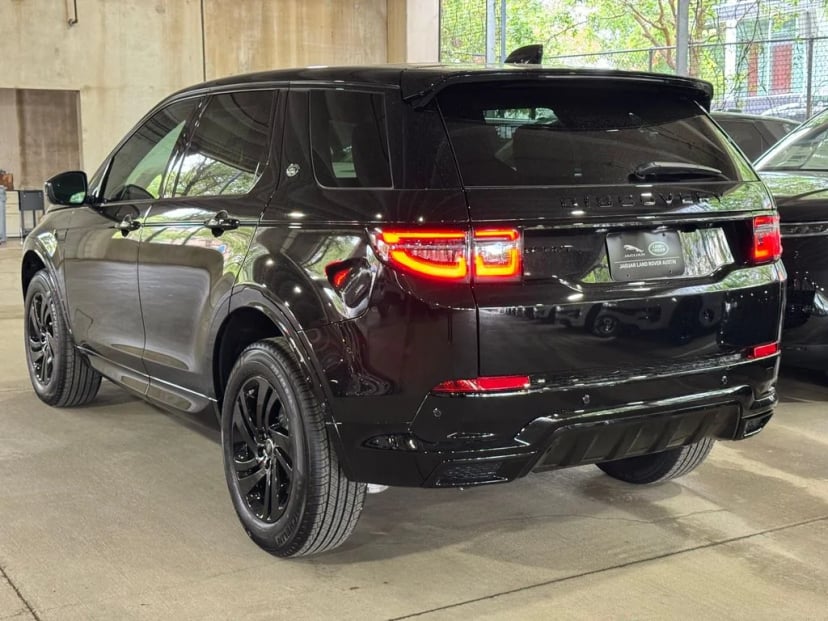 2026 Land Rover Discovery Sport - Image 3