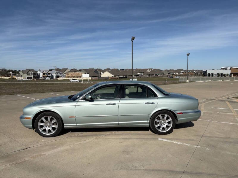 2004 Jaguar XJ - Image 1